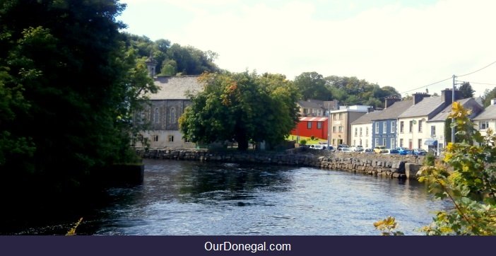 Donegal Town Straddles The River Eske In South Donegal Ireland